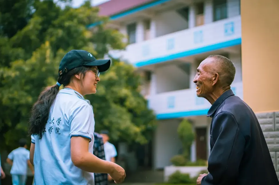 volunteer, respect the elderly, volunteering, asian