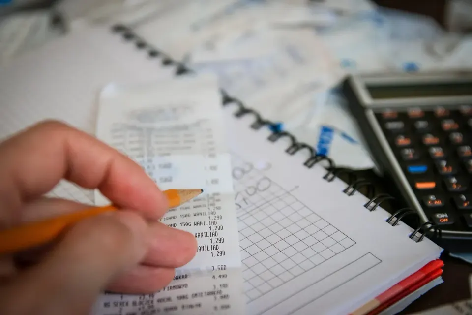 money, bills, calculator, to save