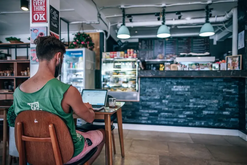 alone, blogger, coffee shop, counter