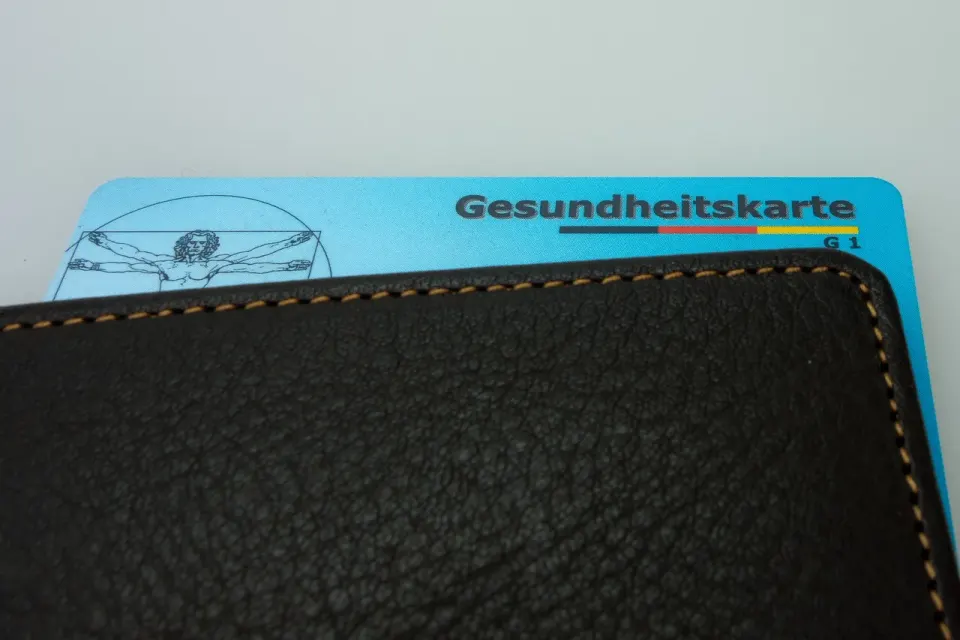 health card, health insurance, wallet, insurance